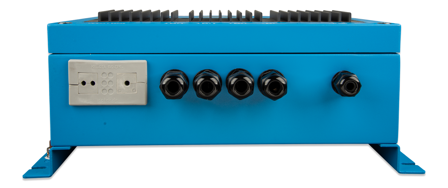 Victron Energy Skylla - IP65 12/70 (1+1) 120-240V